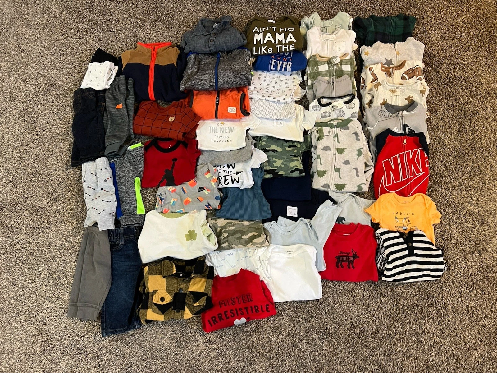 Baby Boys Size 3 0-3 Months Huge Lot of Winter Clothes 50 Items Nike, Carhartt
Opens in a new window