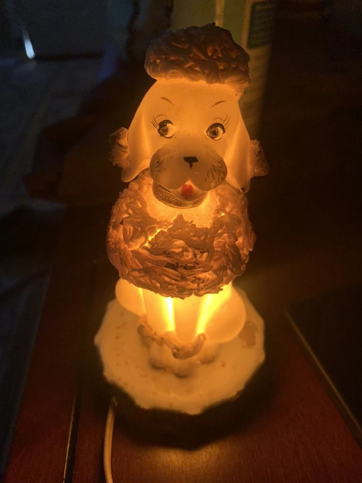 Lámpara de mesa caniche de espagueti de porcelana MCM de colección de los años 50 luz nocturna aseguradora Foto 4 de 4