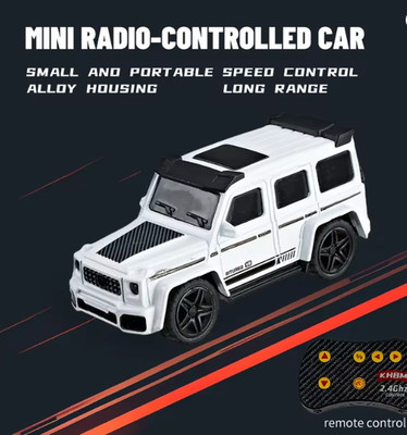 MINI Alloy RC Car 1:64 Scale   Portable Remote Control Car with 60 Minutes Play