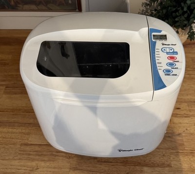 Magic Chef VBM-200C1 Bread Maker Functional With Bread Paddle homemade bread