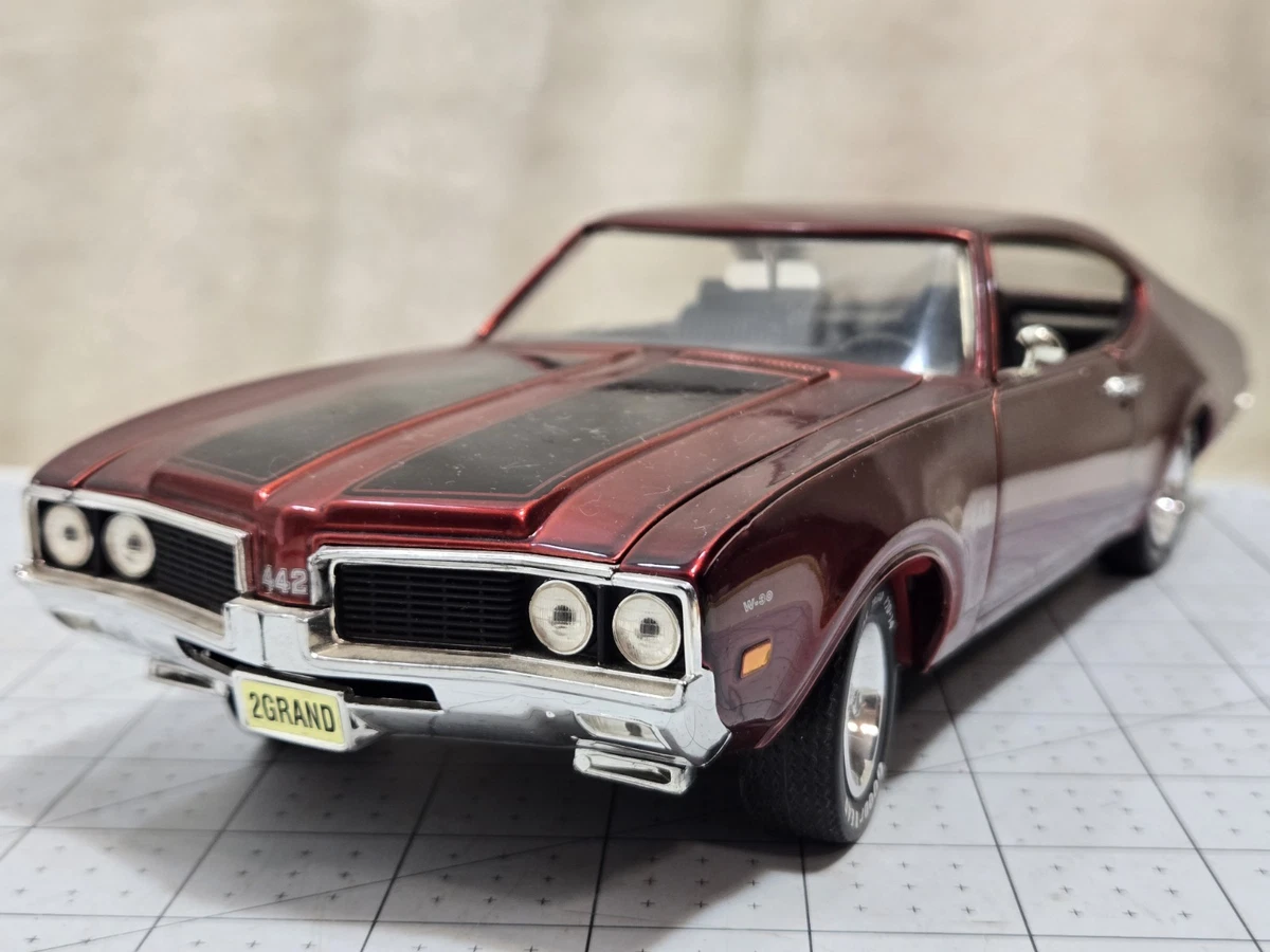 Ertl American Muscle Oldsmobile 442 Contemporary Manufacture