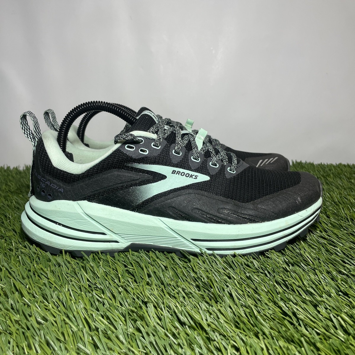 Brooks Cascadia 16 Womens Shoes Running Trail Gray Green Cushion  1203631B049