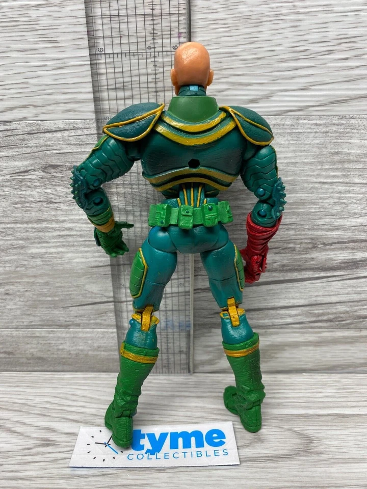 Figura Toybiz Marvel Legends Face Off Capitán América vs Calavera Roja Variante 6" Foto 3 de 3