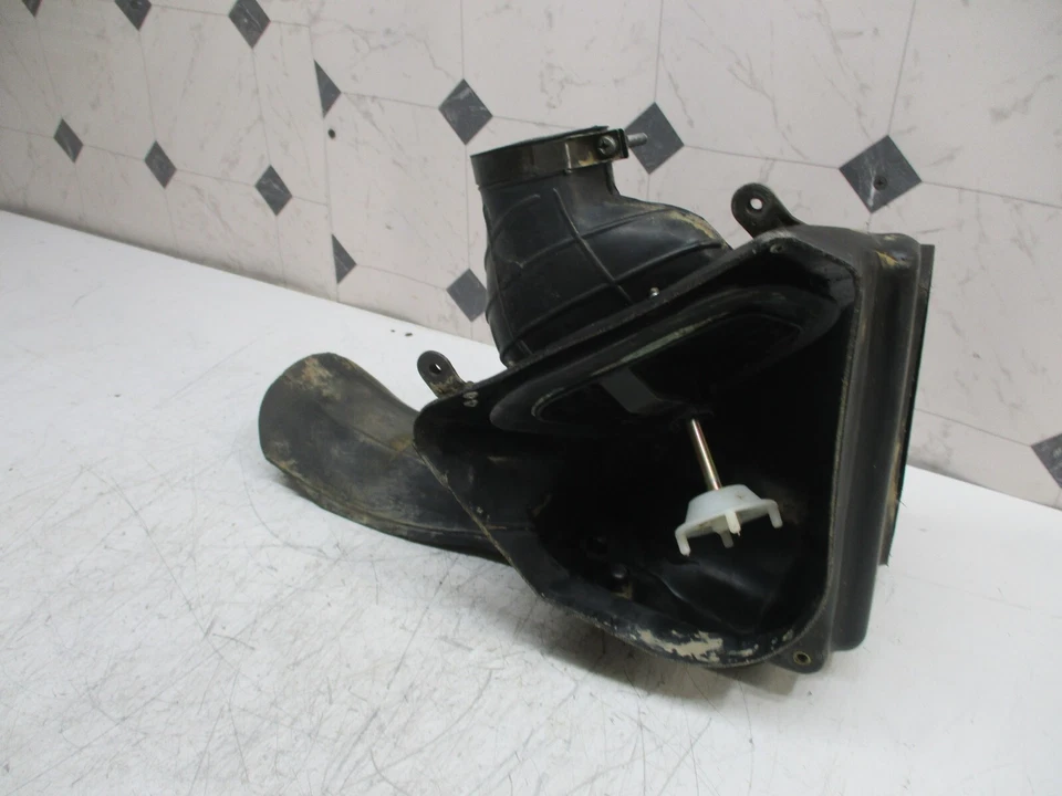 Yamaha yz250 yz 250 1985 85 Air box cover air box. - Image 2 of 4