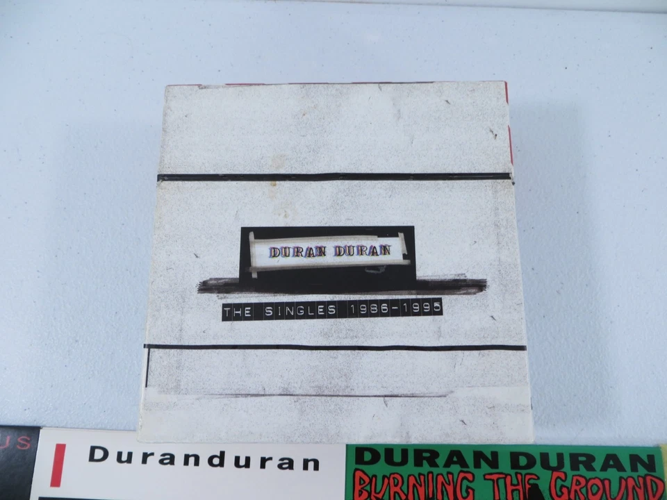 Duran Duran The Singles 1986-1995 CD Box Set Missing 1 CD - Image 2 of 4