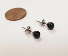 PAIR GENUINE BLACK ONYX GEMSTONE BALL SILVER PLATED STEEL STUD EARRINGS V229