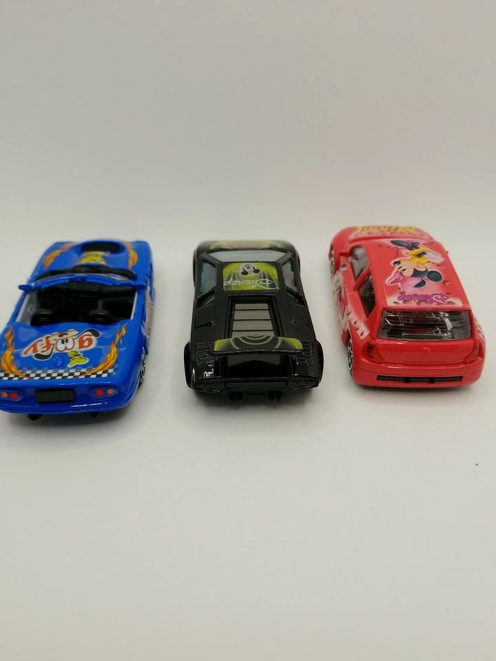 Bburago Disney Lote de 3 Coches Mickey & Minnie Mouse & Goofy. escala 1:43 Foto 2 de 4