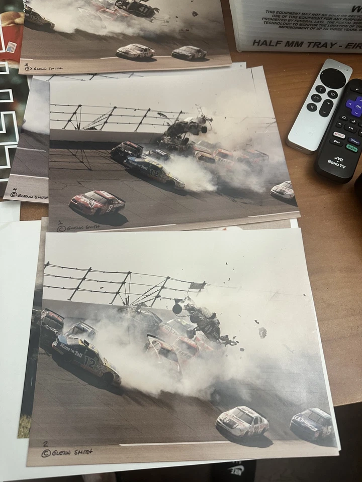 Fotos reales de NASCAR Ricky Cravens naufragio Talladega Glenn Smith con letra Foto 3 de 4