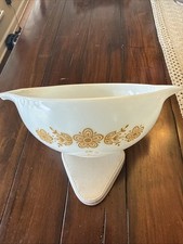 Vintage Pyrex 443 2 1/2 Qt Cinderella 8 1/2 D...