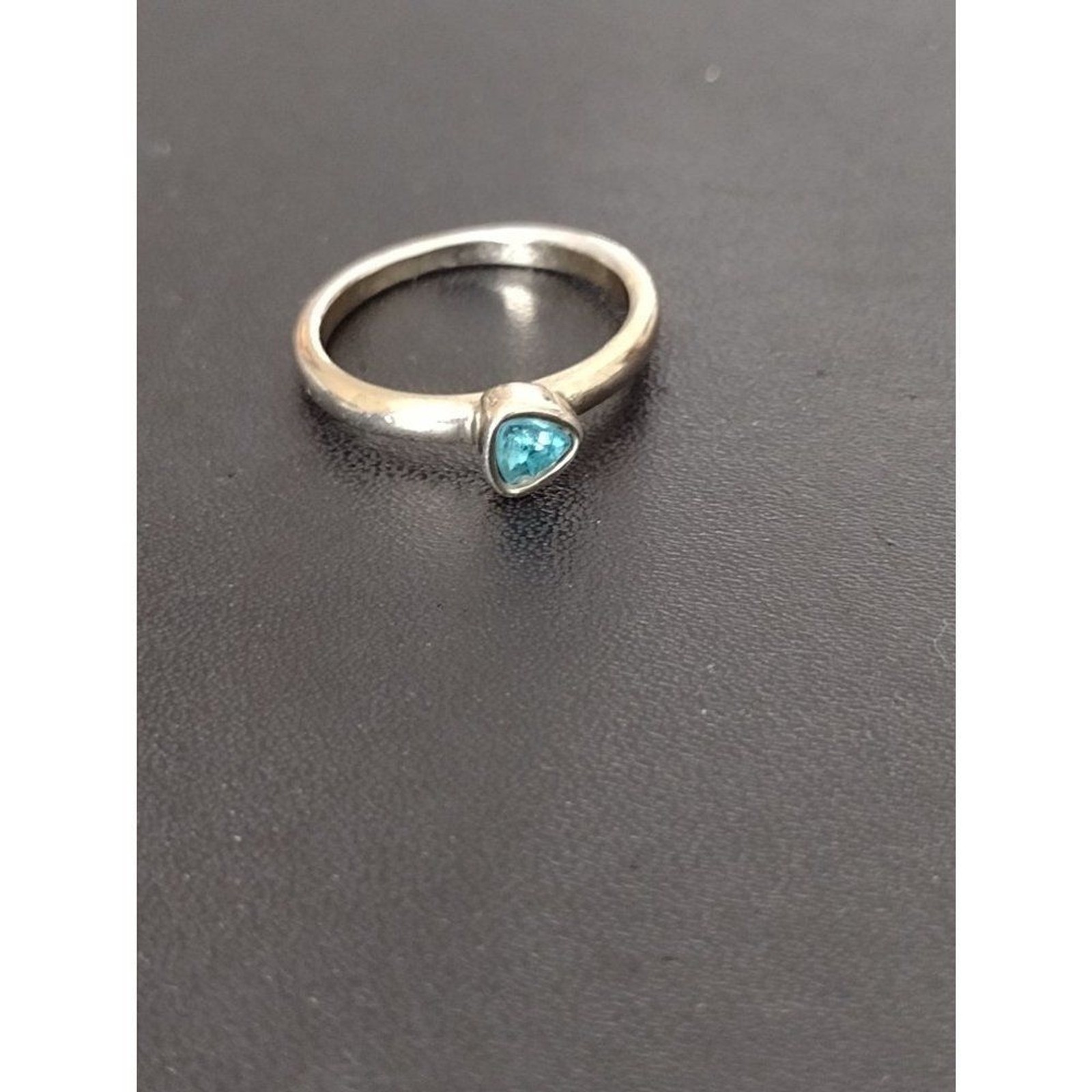 Silver tone triangular blue rhinestone ring size 8 - image 1