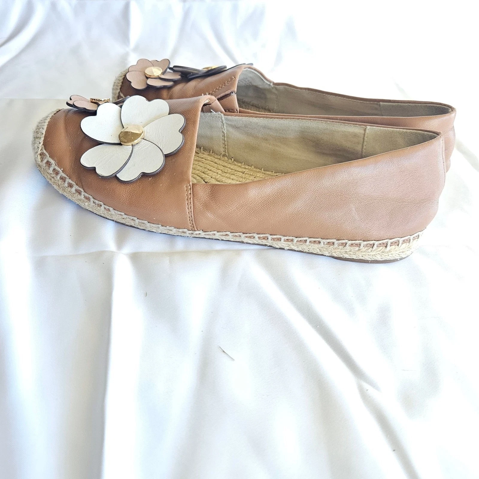 Michael Kors Lola Leather Flower Espadrille Slip On Flats 5M