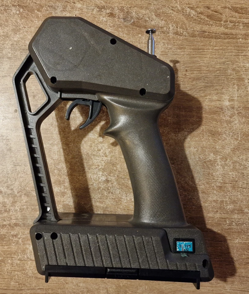 TRAXXAS TQ3 Controller Transmitter handset RC 27Mhz 3 channel T Maxx Tmaxx Revo - Image 2 of 4