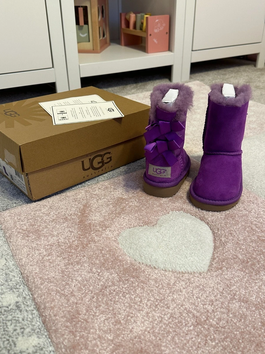 UGG Bailey Bow Baby Girl Boots Size UK 5 22.5