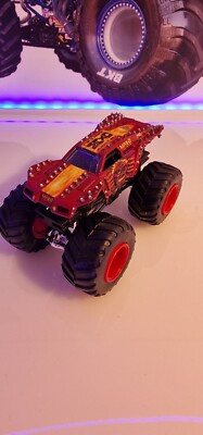Hot Wheels Monster Jam Monster Trucks MAX-D Maximum Destruction Rot 1:64
