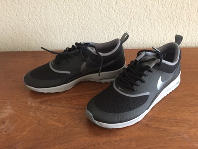 nike thea 5.5
