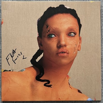 RARE FKA TWIGS SIGNED MAGDALENE VINYL LP RECORD - BECKETT COA