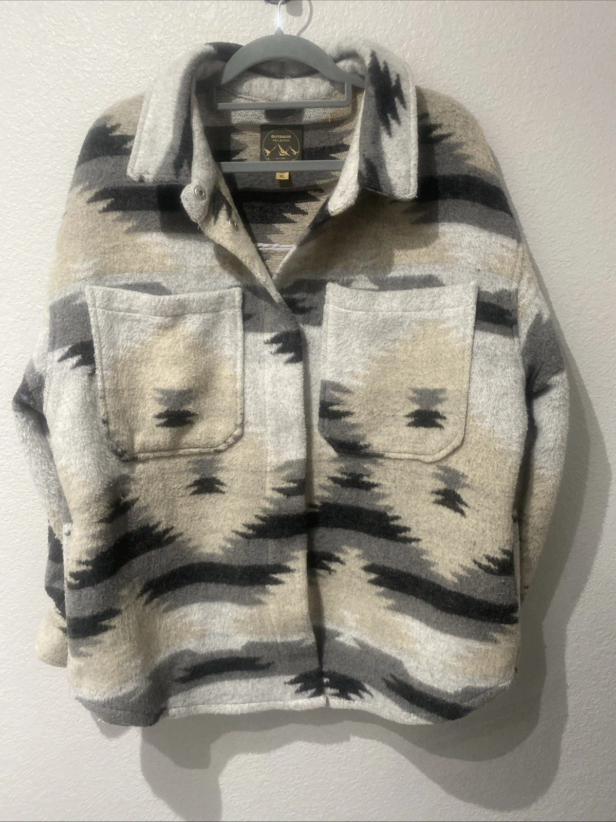 Southwest Wool blend Shirt Jacket XL Unisex Outdoor Collection
Opens in a new window or tab