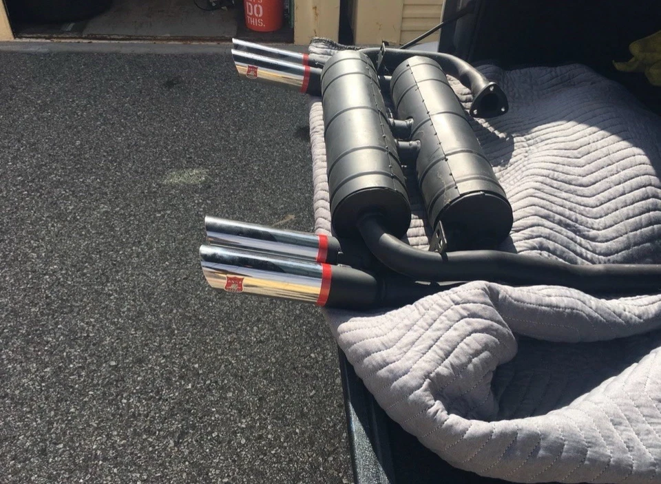 Silenciador Dino 246GT 1971 Ferrari Anza Foto 3 de 3