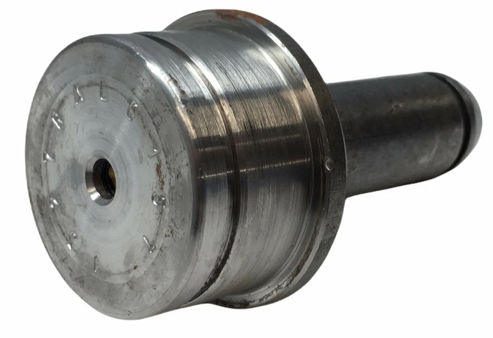 Rótula de suspensión McQuay-Norris FA1695 NOS Foto 2 de 3