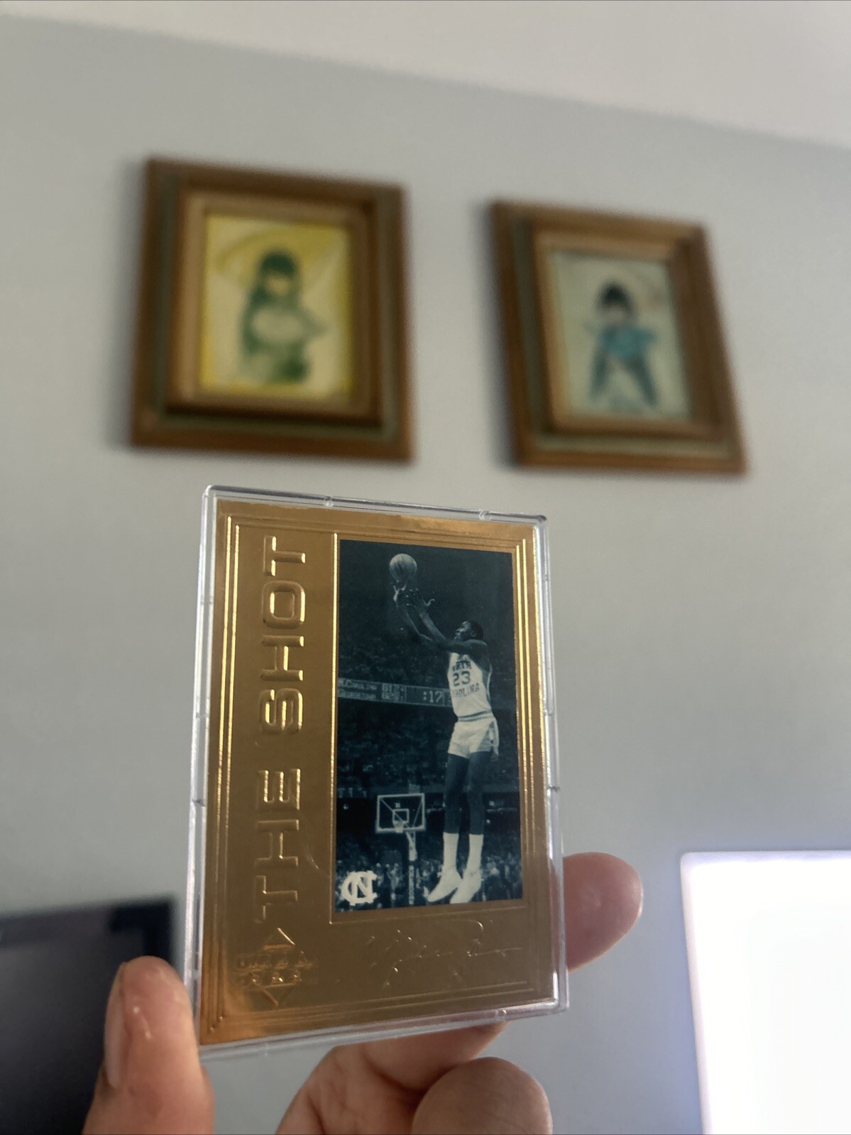 MICHAEL JORDAN The Shot 22kt Gold Photo Card Serial Numbered Upper Deck
