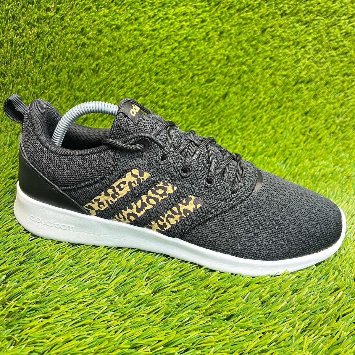 adidas gazelle silver green womens adidas QT RACER 3.0 Shoes