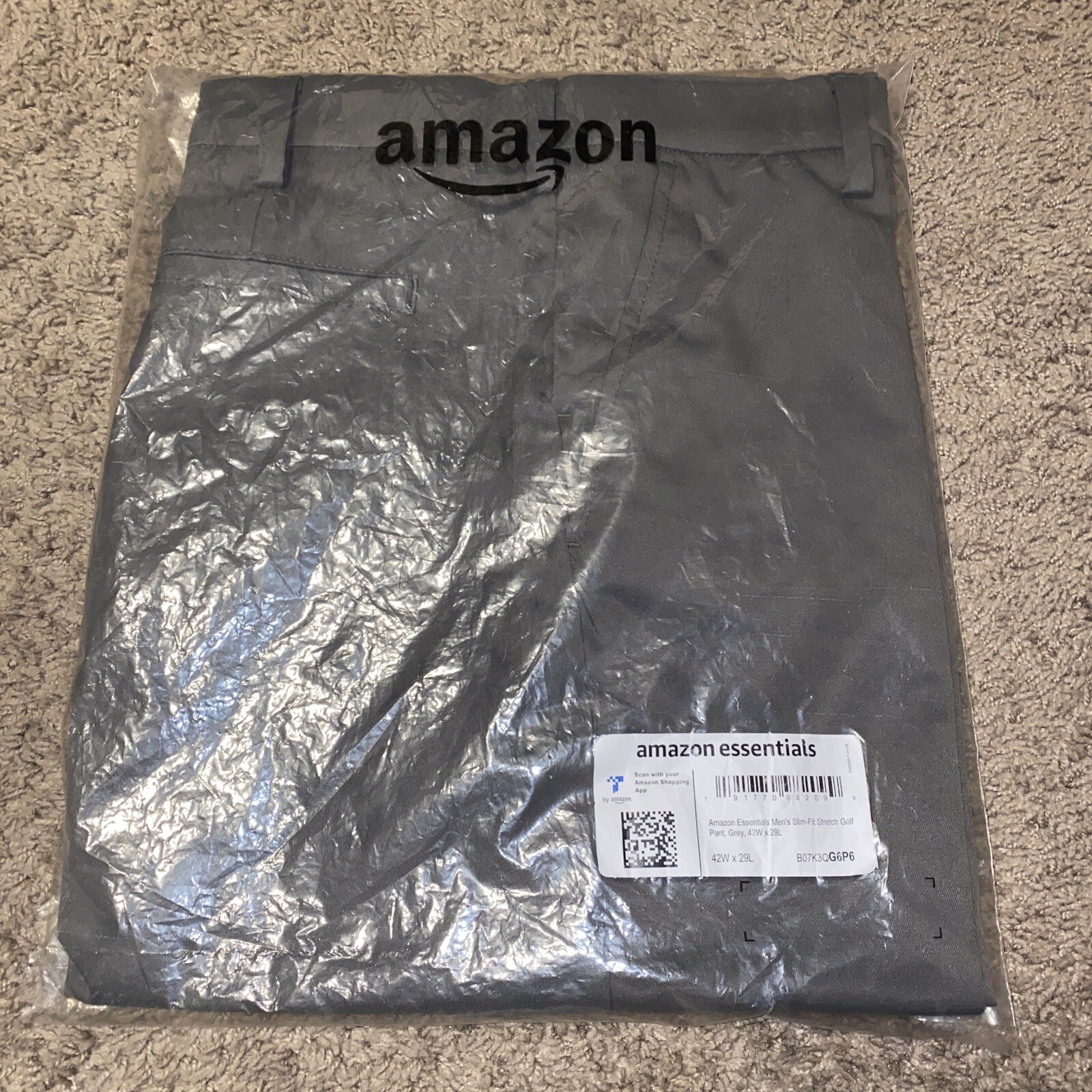 Mens Slim-Fit Stretch Golf Shorts Size 42W29L! NEW - Amazon Essentials! SEE!