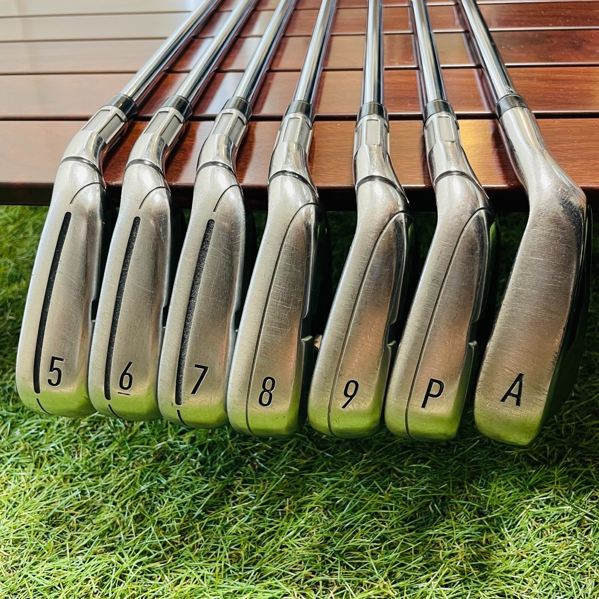 TaylorMade - M4  #5-#9,PW,AW,SW フレックスR Taylormade M4 IronSet 5-9+PwAw 7pc RH REAX Steel Shaft Flex