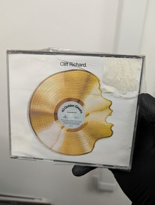 40 Golden Greats (ger) by Richard, Cliff [Audio CD] Cracked Case