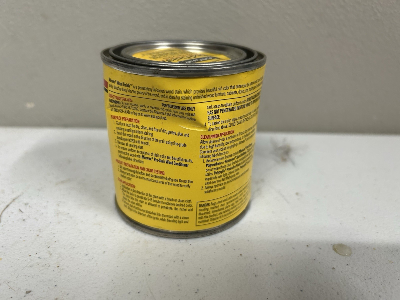 Minwax Wood Finish Golden Oak Wood Stain / Sealer, 8 oz can, 210B 1/2 Pint