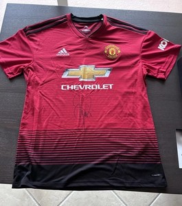 Manchester United adidas Jersey signed by Denis Irwin + 2 signed cards