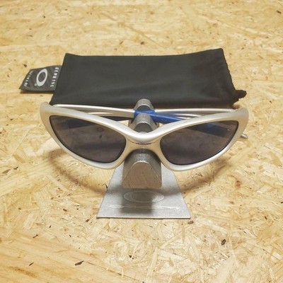 OAKLEY Twenty Archive