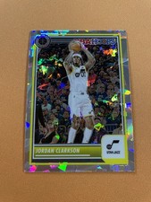 2023-24 Panini Nba Hoops Premium Stock Jordan Clarkson Cracked Ice Prizm #186
