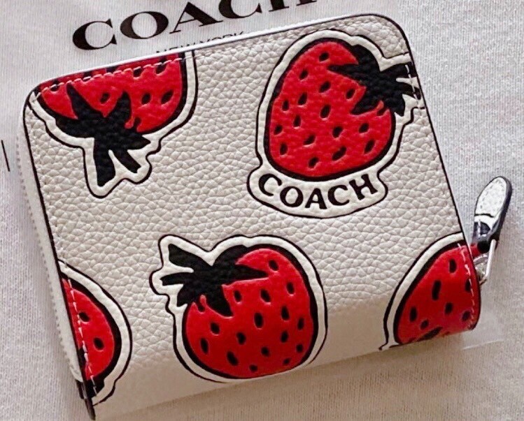 COACH Bi-fold Wallet with Strawberry Print CT908 White Outlet New