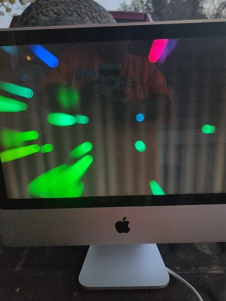 Apple iMac A1224 20" Early 2008 - MB323LL/A C2D 2GB 320GB - Image 2 of 4