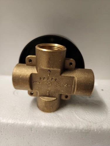 Signature Hardware SH6103 3/4" 6 Way Transfer Valve - Picture 4 of 6