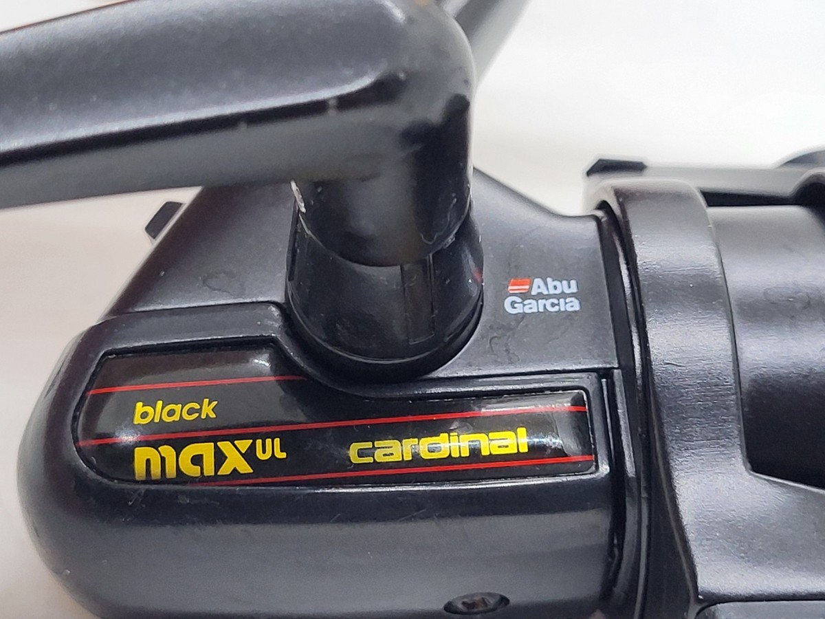 Abu Garcia Cardinal Black Max UL, Ultra Light, 5.4:1 Ratio, L or R