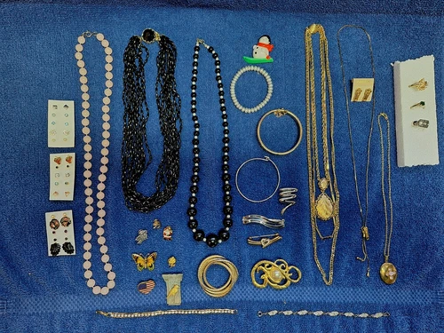 Vintage Costume Jewelry Bulk Lot - All Wearable - 42 Pieces