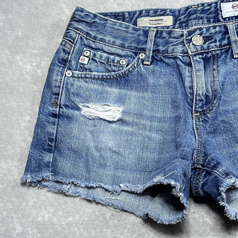 Bermuda jeans AG Adriano Goldschmied feminina tamanho 25 azul The Bonnie relaxada bainha crua - Imagem 4 de 4