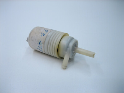 Saab 900 Hella Washer Fluid Pump 8593477 NOS