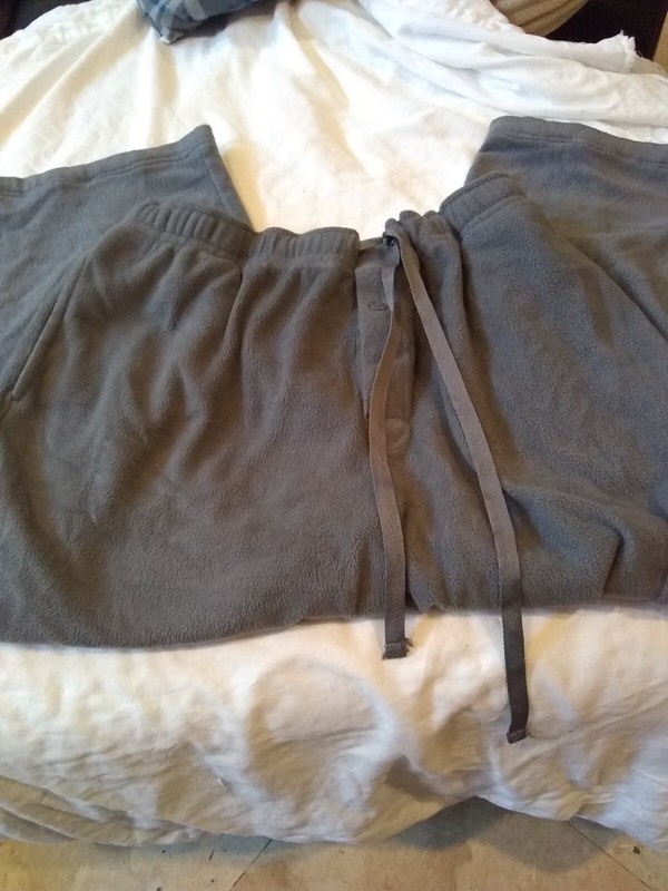 Men's Fruit Of The Loomn XL/XG Sleepwear 40/42 100% Polyester Gray Elastic Waist