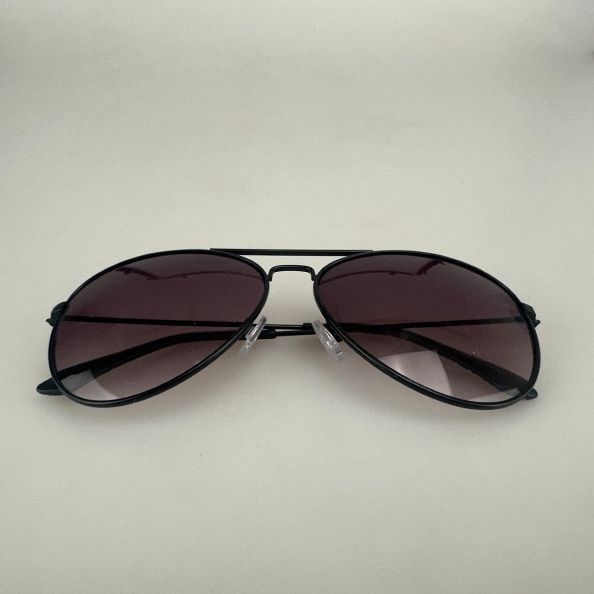 Vera Bradley Sunglasses mod. Dot Haymarket Paisley HYP Black  display picture 3