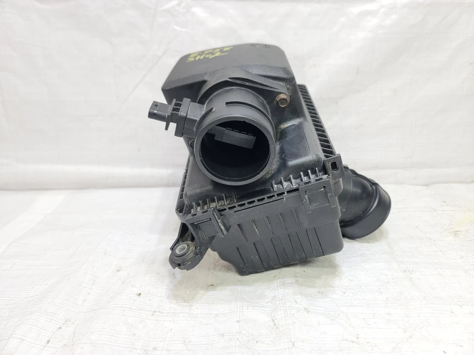 Tubo de manguera de conducto de admisión de filtro de aire Kia Forte 2019-2024 OEM 28116-F2100 Foto 2 de 4