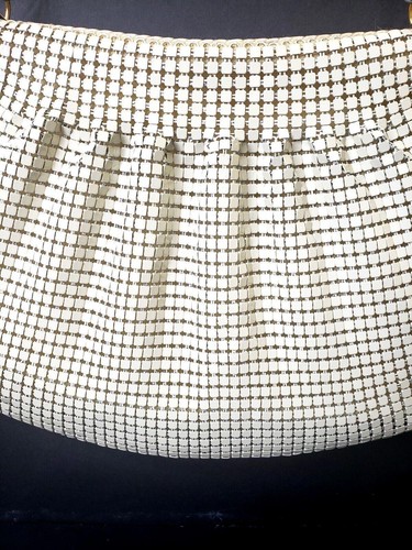 VTG Chainmail Handbag, Cream Color Chainmail Purse, Mesh bag, Aluminium 1970's - Picture 8 of 11