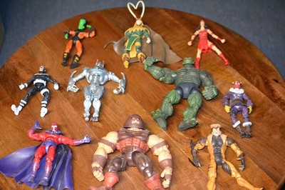 10 Marvel Legends Loose Lot Villians Abomination Juggernaut Magneto Loki Ultron