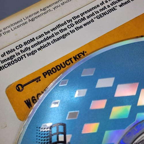 Windows 98 Upgrade CD w/ Product Code #1 - Picture 5 of 7