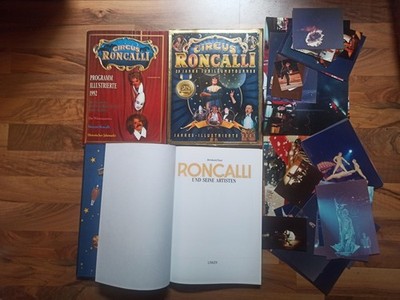 Circus Roncalli Hefte Bücher und Fotos Artisten 25 Jahre Programm Illustrierte