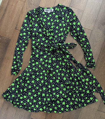 Vicky Tiel Stretchy Jersey Wrap Dress Womens XS Black w/ Green Heart Long Sleeve