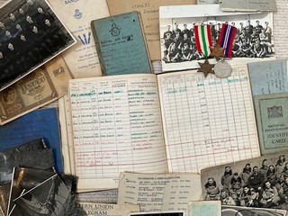 ww2 raf escape and evasion winged boot member 102/148 sqns flying log book SOE