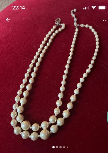 Collana Christian Dior vintage doppio filo di perle finte firmata e datata 1959