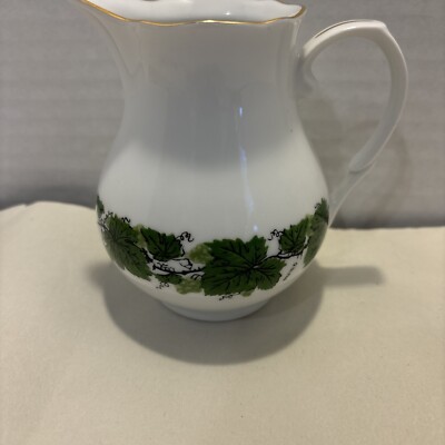 Weinlaub Triptis Porzellan 4  German Porcelain Creamer Jug Leaves Free Shipping